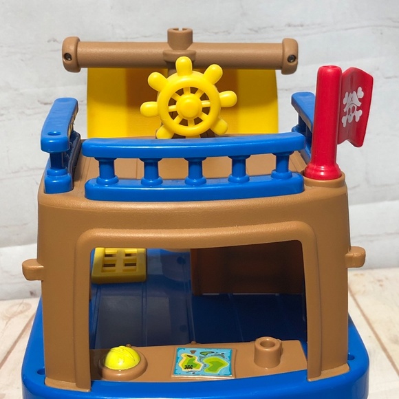 Members Mark Pirate Ship Play Set - Picture 9 of 14